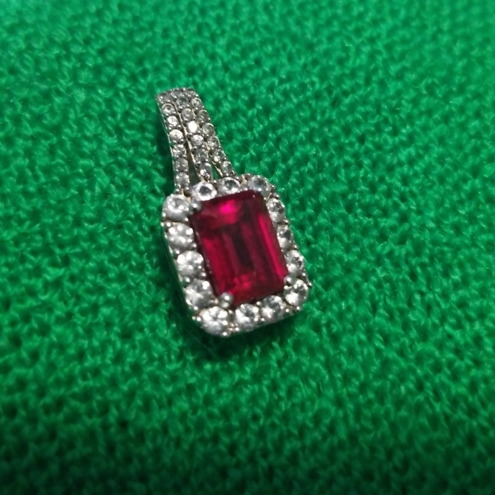 925 Sterling Silver Pendant